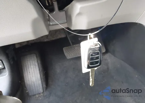 2015 Honda Accord Lx z USA, uszkodzony, nr VIN 1HGCR2F3XFA192273